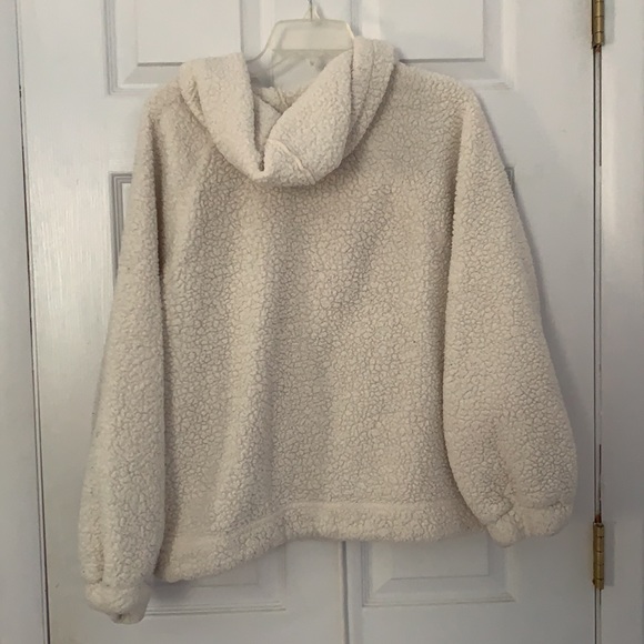 American Eagle Off White Hooded Pocket Teddy Sherpa Sweatshirt Sz M - Picture 3 of 4